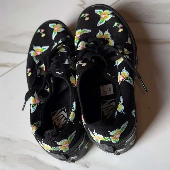 LIMITED EDITION Vans classic Black Canvas Sneakers platform Butterfly Print - Picture 9 of 15